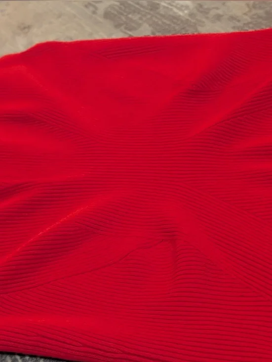 Express Red Ribbed Body Contour Tank - Picture 5 of 10